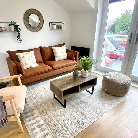Modern 2 Bed Apartment/Free Parking/Near City/Self-Check In Handsworth Dış mekan fotoğraf
