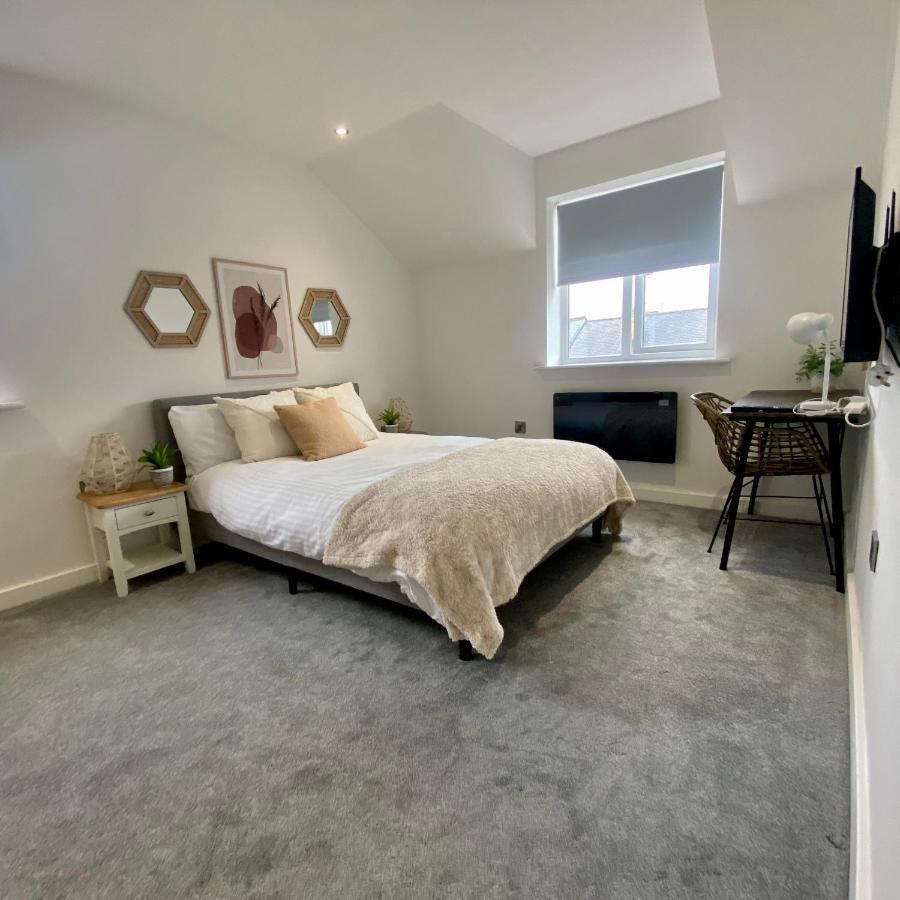 Modern 2 Bed Apartment/Free Parking/Near City/Self-Check In Handsworth Dış mekan fotoğraf