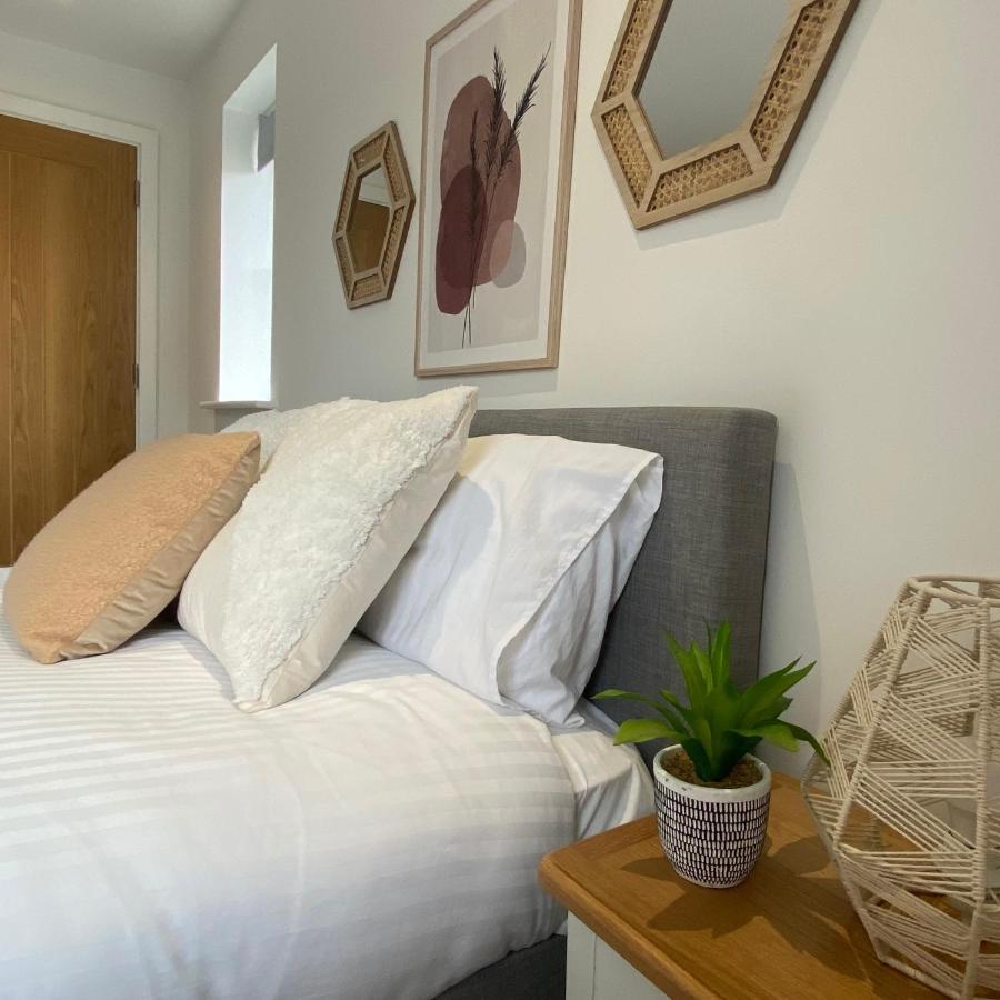 Modern 2 Bed Apartment/Free Parking/Near City/Self-Check In Handsworth Dış mekan fotoğraf