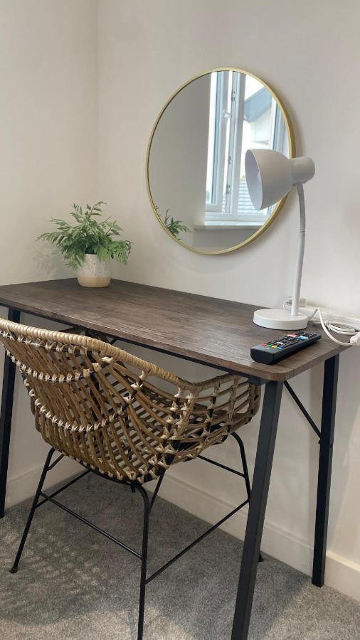 Modern 2 Bed Apartment/Free Parking/Near City/Self-Check In Handsworth Dış mekan fotoğraf