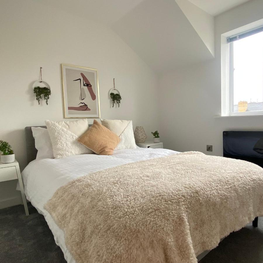 Modern 2 Bed Apartment/Free Parking/Near City/Self-Check In Handsworth Dış mekan fotoğraf